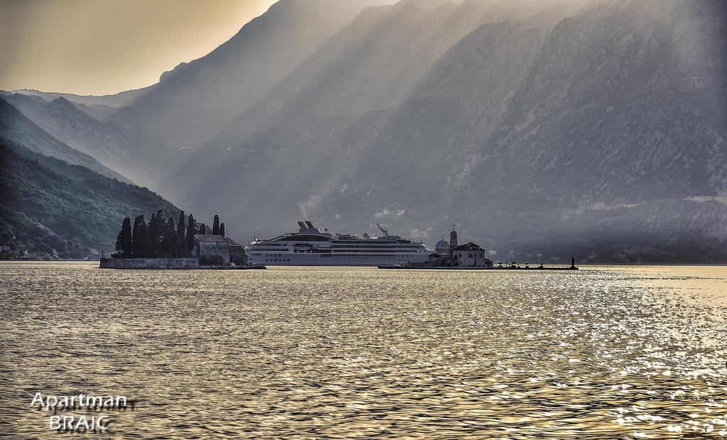 Apartment Waterline Perast Bagian luar foto