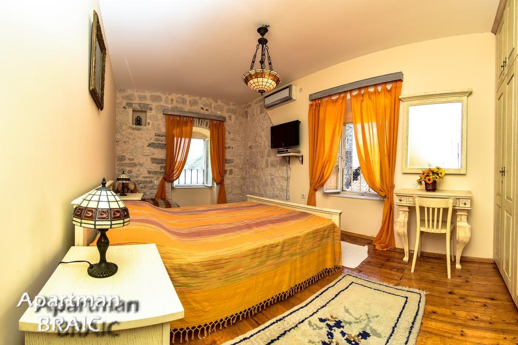 Apartment Waterline Perast Bagian luar foto